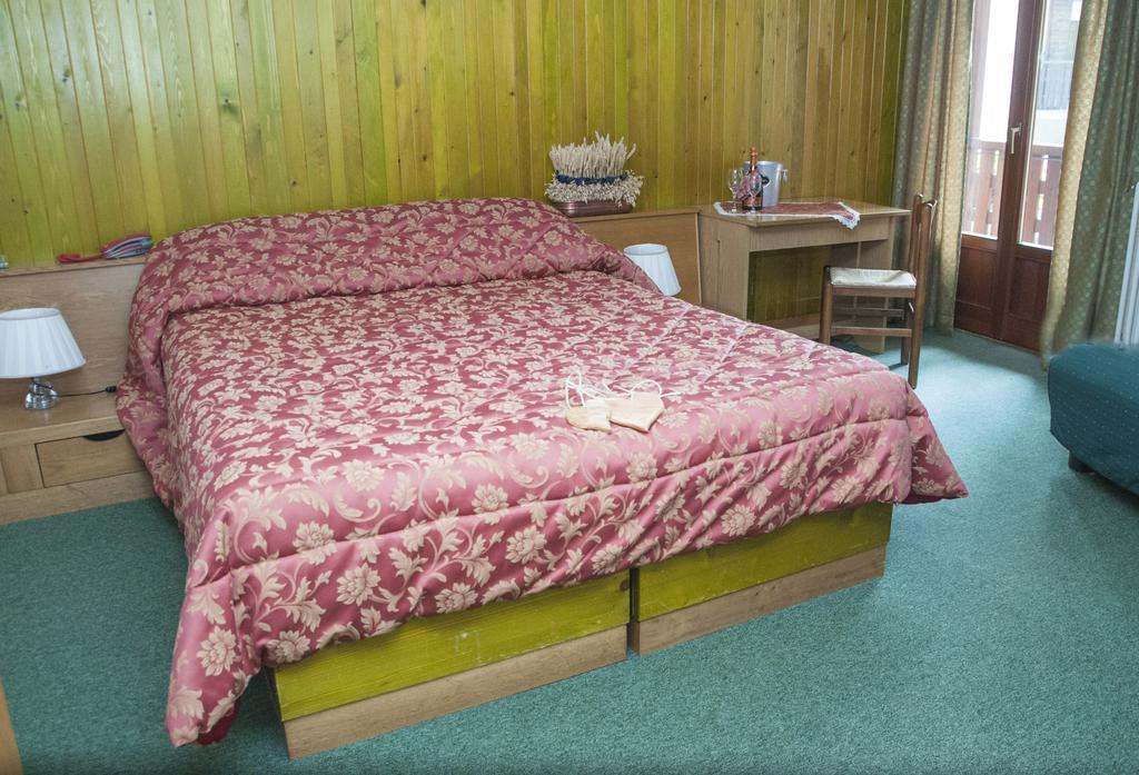 Hotel Vallee De Cogne Cameră foto